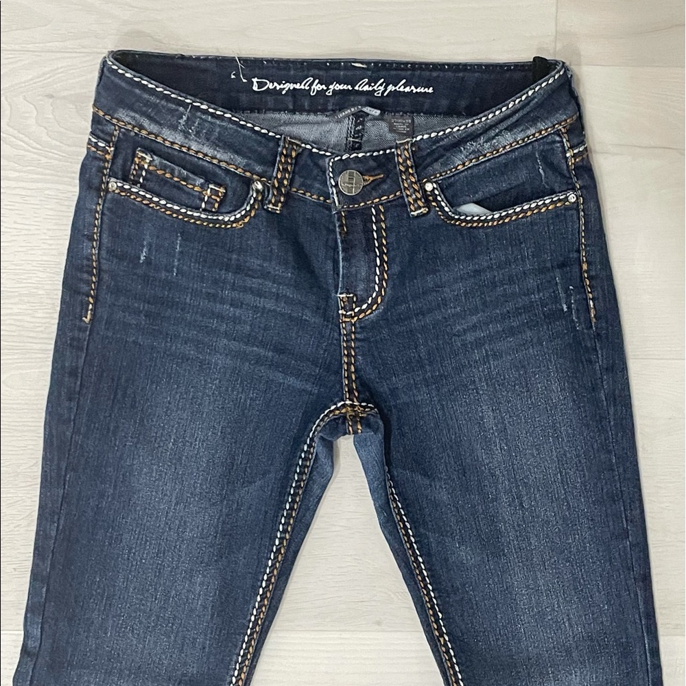straight leg low rise jeans